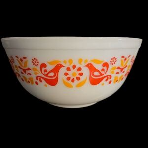 Pyrex Friendship Mixing Bowl